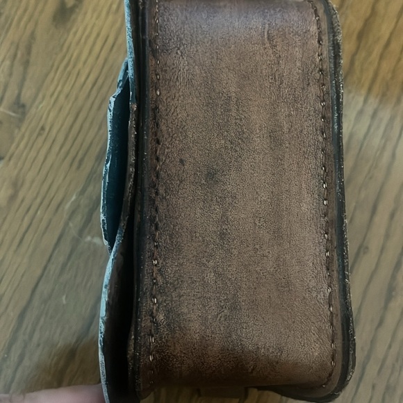 Crossbody Multi-color Flower Handbag - Picture 8 of 12